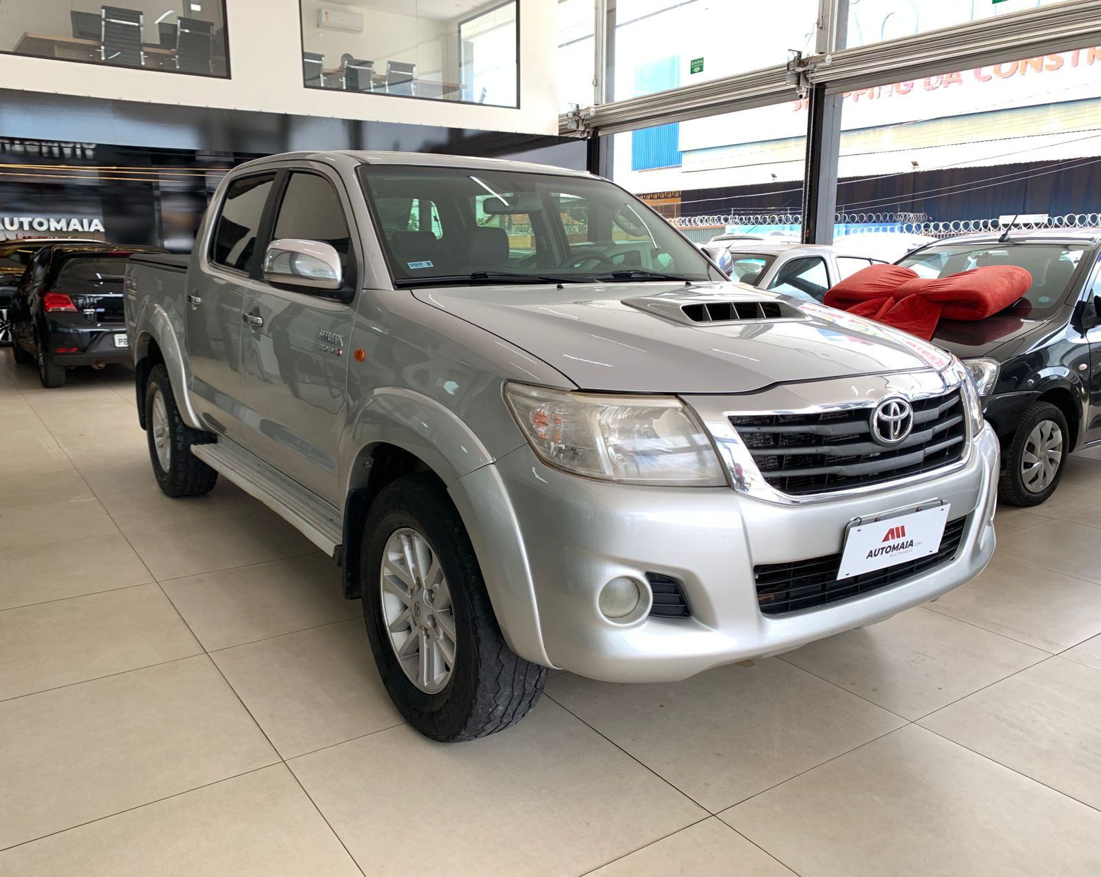 HILUX-ONG1808-4